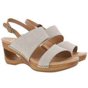 Dansko Tamia Nubuck Leather Sandal Keyhole Heel Cutout Slingback Open Toe Comfy